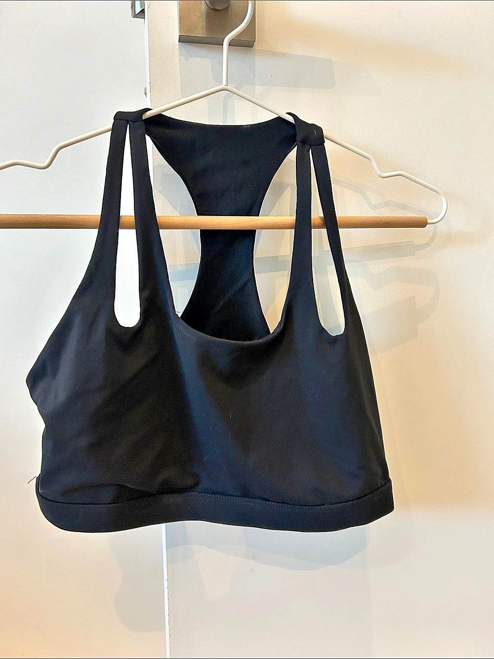 Fabletics Low Impact Seamless Strappy Bra Black Medium